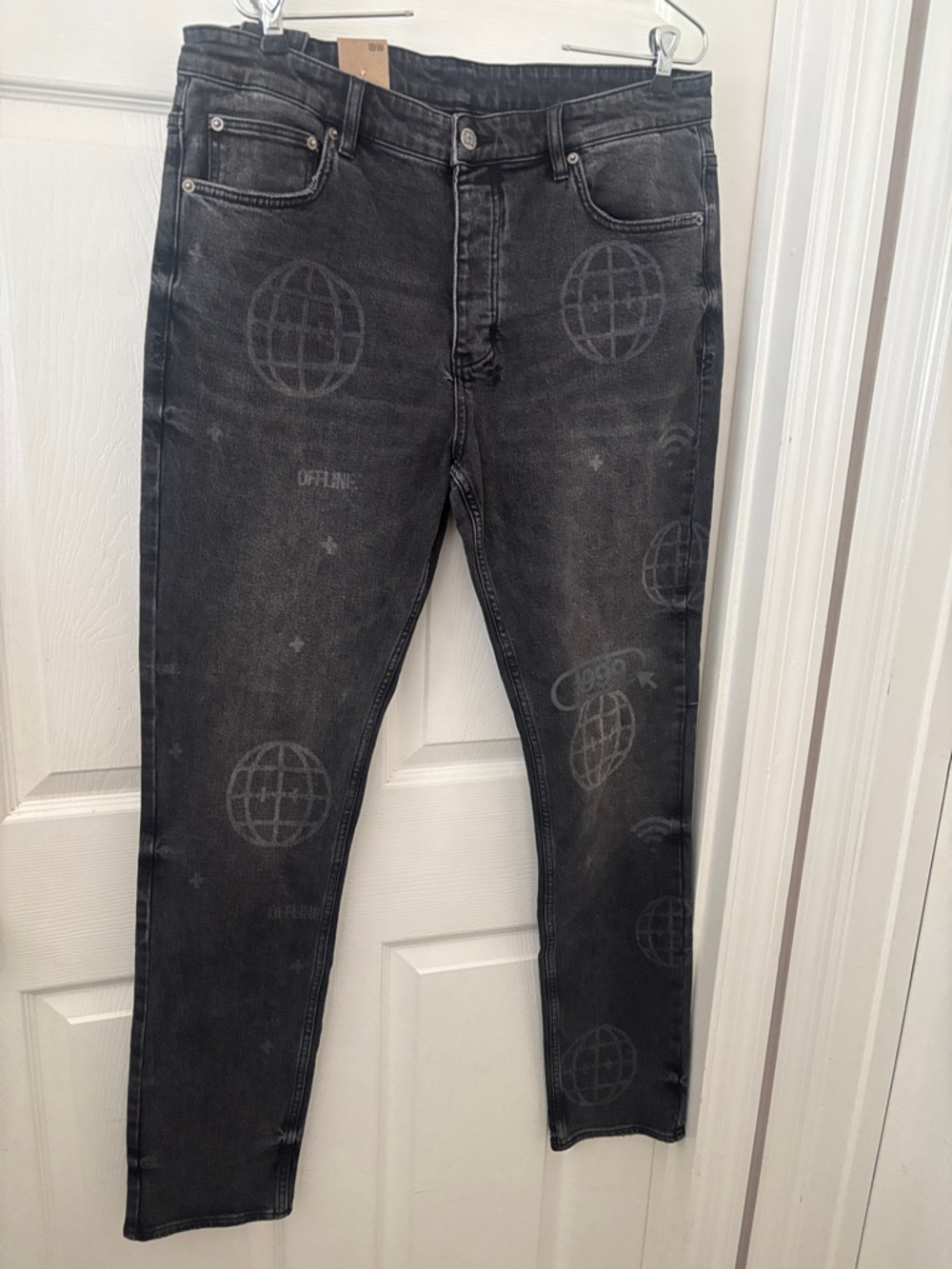 Men's Black Washed Graphic Jeans
